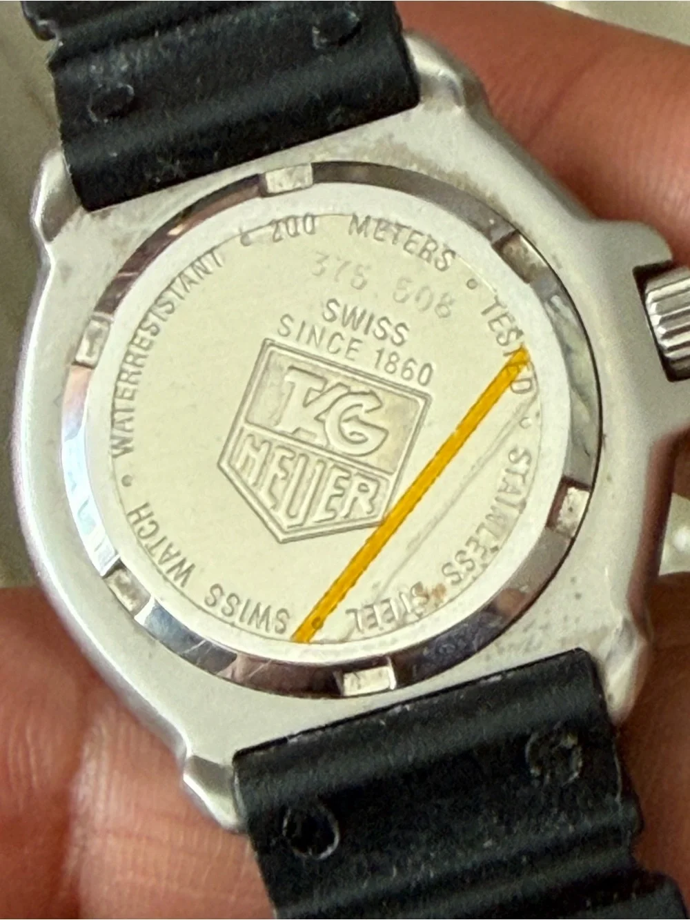 TAG Heuer Professional 200M Quartz Formula 1  375.508